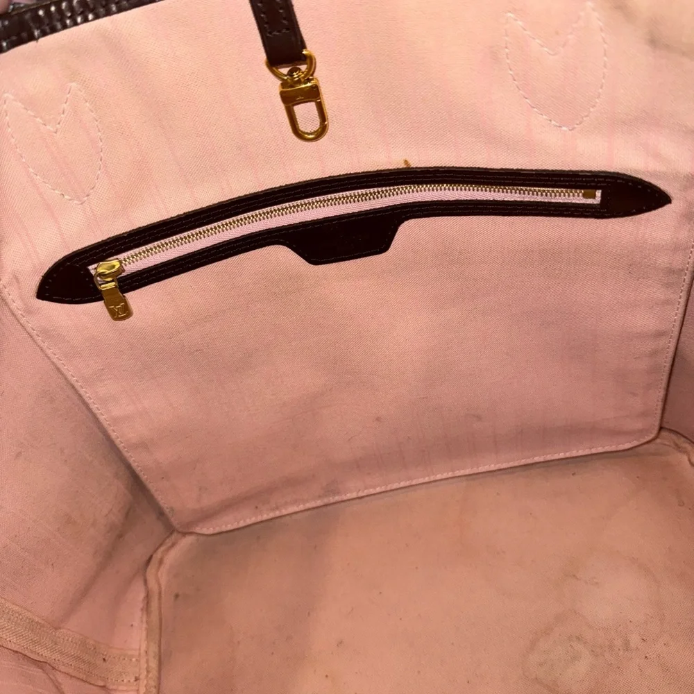 Louis Vuitton Damier Ebene Neverfull MM Tote - Picture 9 of 11